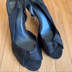 Black open-toe heels in great condition!